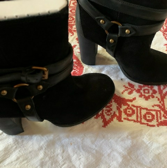 UGG Suede Ankle Boots - Picture 4 of 5